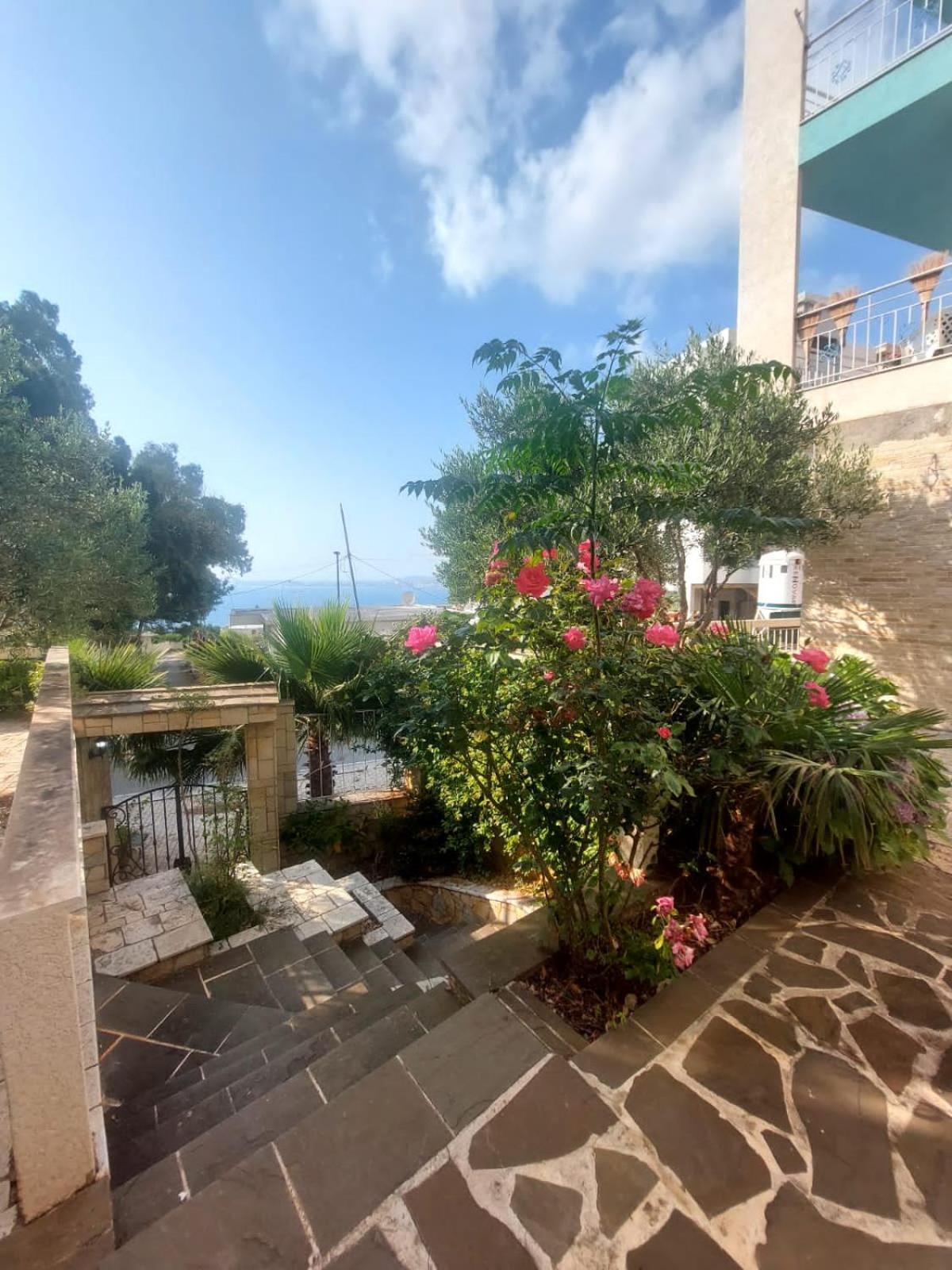 Redsun Apartment Vlore Exterior photo