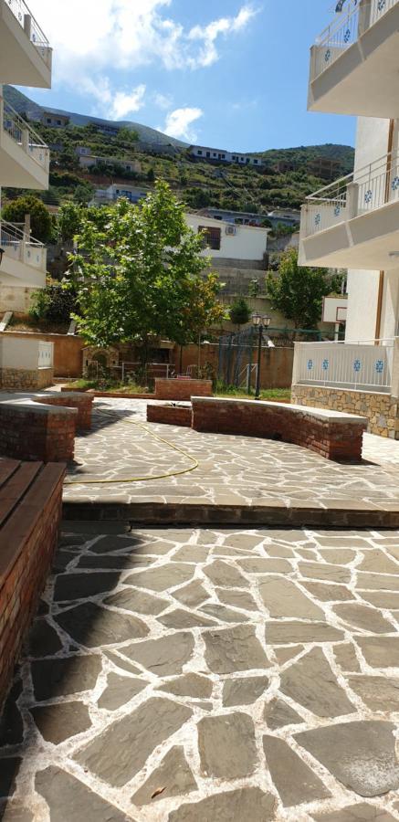 Redsun Apartment Vlore Exterior photo